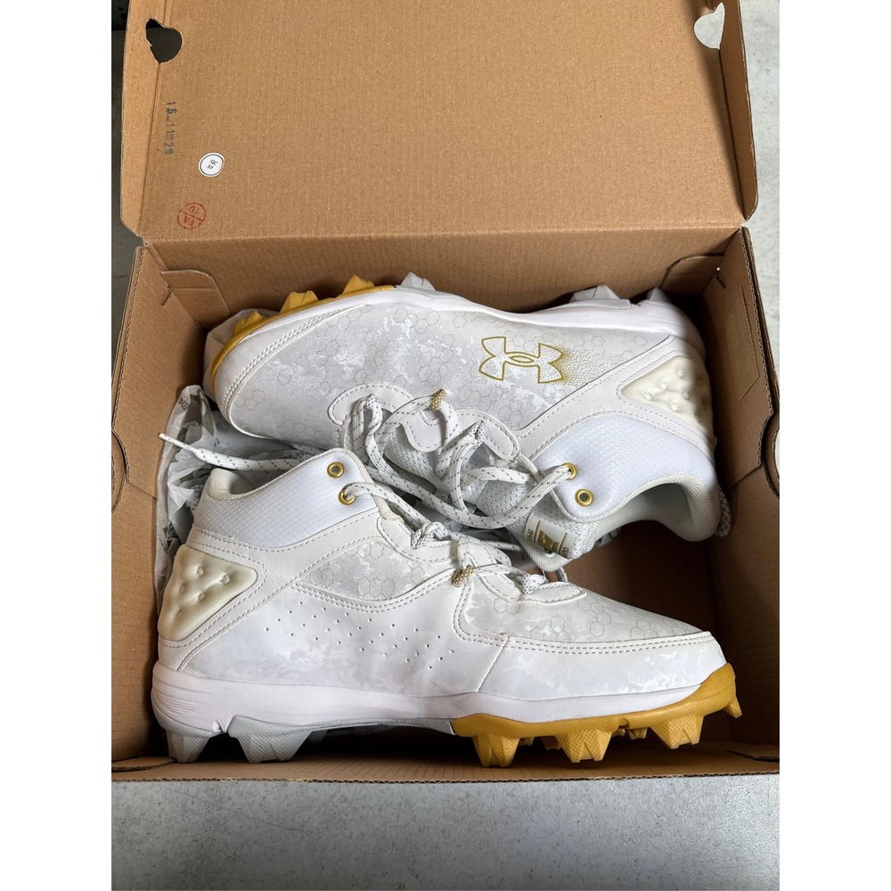 Under Armour Men's Harper 8 Mid RM Baseball Cleats - White/White/Gold, US 7 - Picture 5 of 7